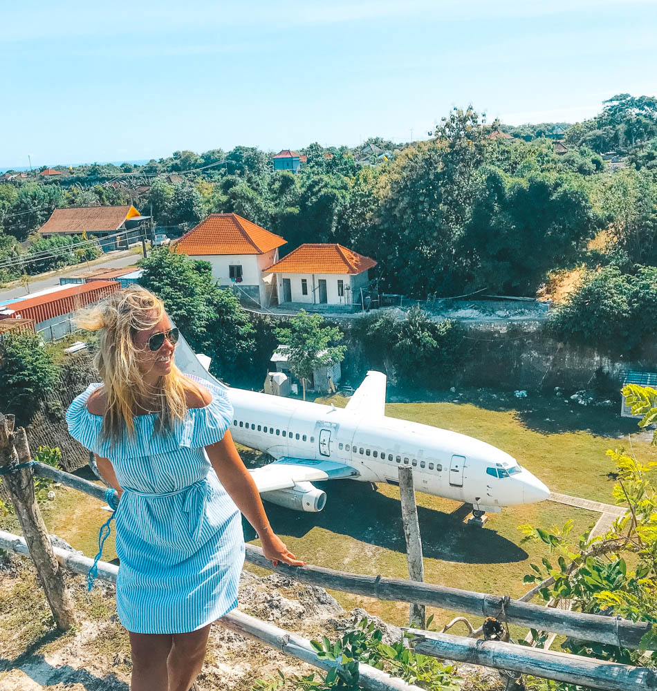 Övergivet flygplan Bali